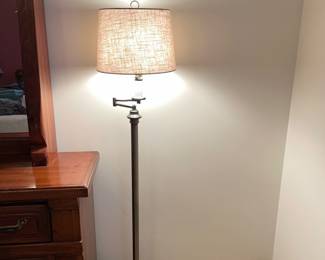 Floor lamp