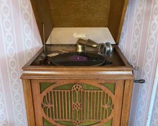 Brunswick Phonograph 