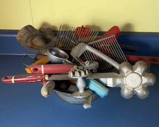 Vintage Kitchen Utensils 