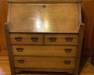 Arts & Crafts Drop Leaf Desk 