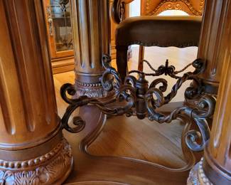 Michael Amini Furniture Dining Table with 4 Chairs 