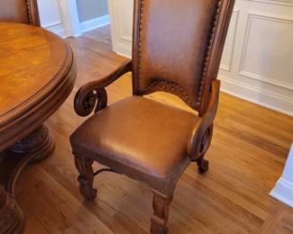 Michael Amini Furniture Dining Table with 4 Chairs 