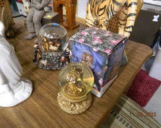 snow globes