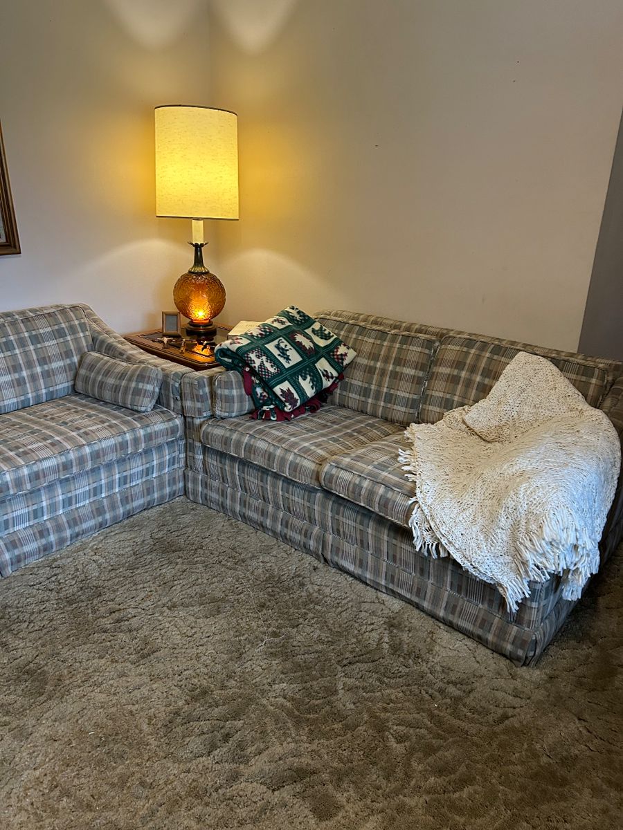 Estate Sale By Collectors Alley in Rosenberg, TX starts on 12/7/2023