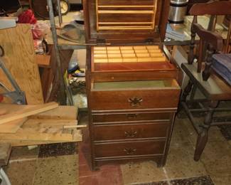 Sewing storage Bench 