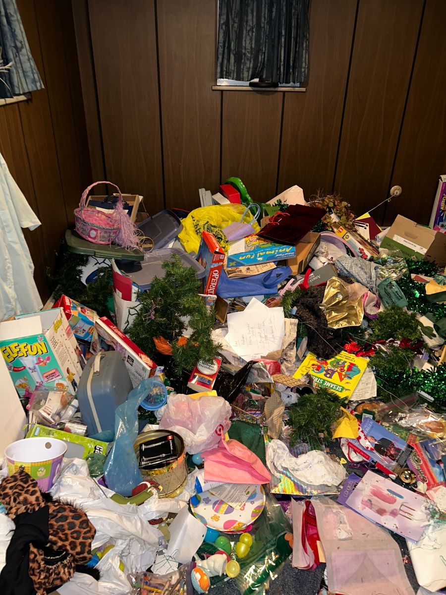 MASSIVE CLIFFSIDE PARK ESTATE SALE ONLY... starts on 12/2/2023