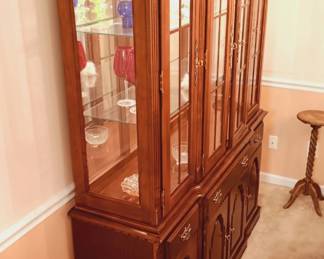Broyhill Furniture lighted china cabinet...