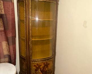 Beautiful curio cabinet 
(R) Reserve Pricing