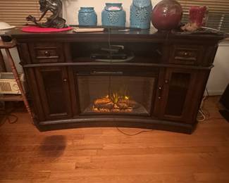 Electric fireplace in working condition 