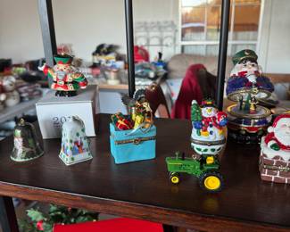 Trinket box ornaments