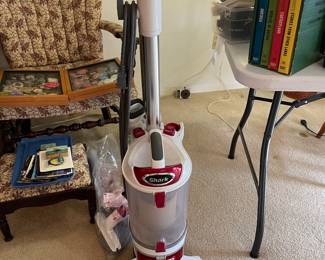 Like new Shark professional upright vacuum with attachments 