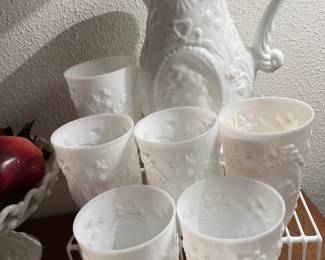 Jenny Lind Cameo Milk Glass set