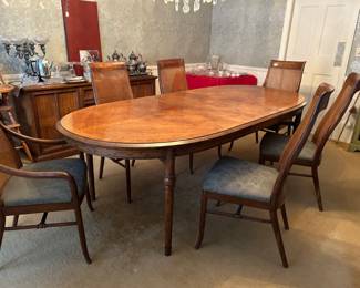 Drexel Dining Room Table and Chairs