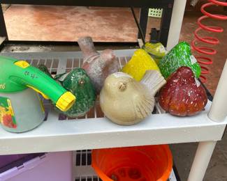 OVERWHELMING AMOUNT OF COOL YARD DECOR !!