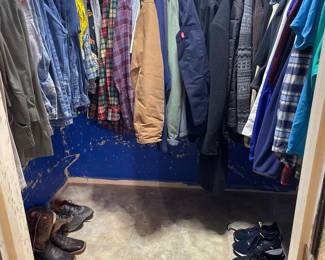 mens closet-  great finds-  many collectible brands- see the CLOSE UPS :)) 