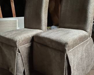Set of 4 fabric dining chairs 