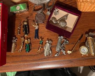 Pins, earrings, watches 
