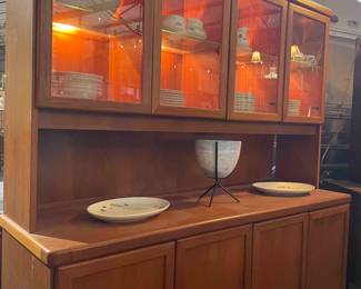Mid Century Lighted Hutch China Cabinet