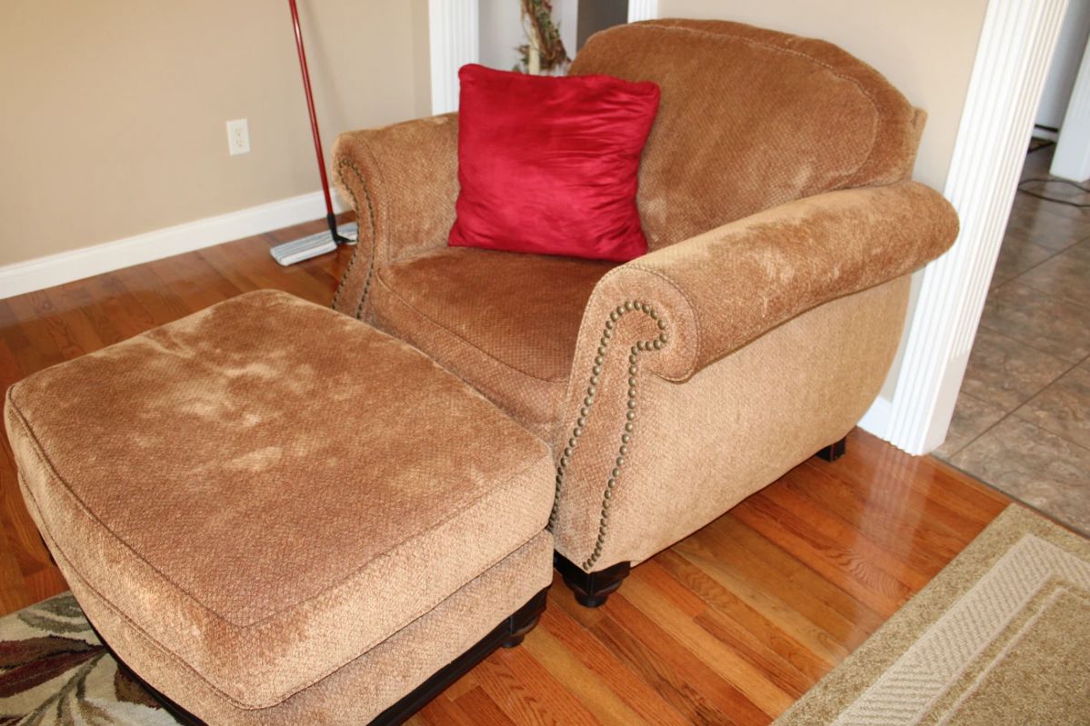 Exceptional Tag Sale in Elizabethtown, KY starts on 12/8/2023