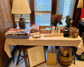 DeJur 750 8mm Projector, Vintage Asia wood barre bucket