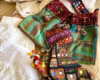 Wood Market purse's, some with tags. Lace sheet and pillow cases. Dick and Jane NIPackage flannel sheet set