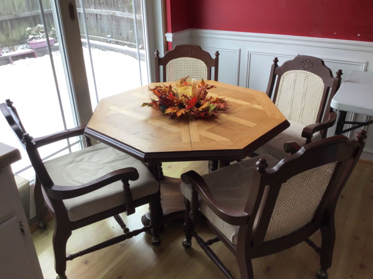 Elyria Estate Sale starts on 12/8/2023