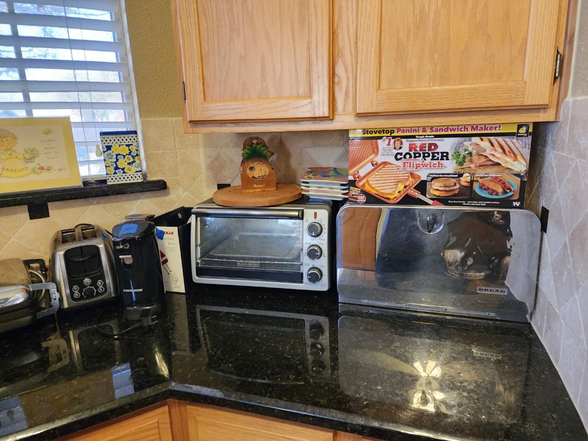 Estate Sale in Rowlett, TX starts on 12/7/2023