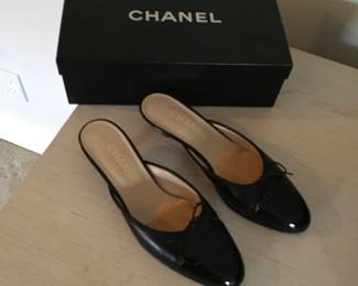 Women's Designer Clothing & Accessories