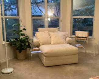 Acrylic tables have all sold