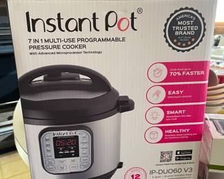 Instant Pot - new in box