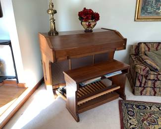 Conn double keyboard organ