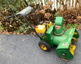 John Deere 5hp 22" snowblower