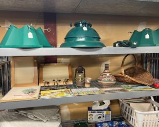 CHRISTMAS TREE STANDS