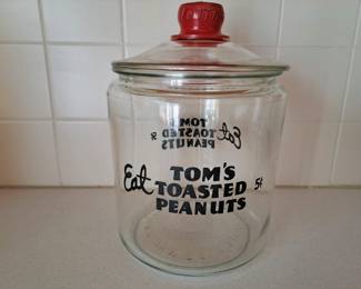 TOM'S PEANUT JAR