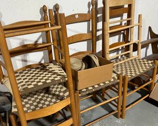 Kit of 5 ladder back chairs, some completed. 