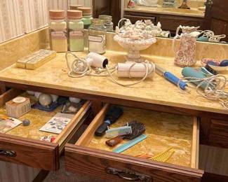 Vanity Counter Contents