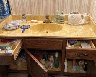 Hallway Bathroom Basin Contents