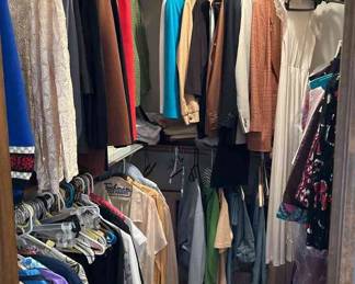 WalkIn Closet Contents
