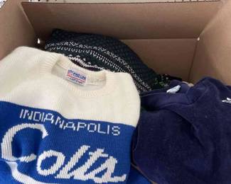 Box of Mens Large Sweaters