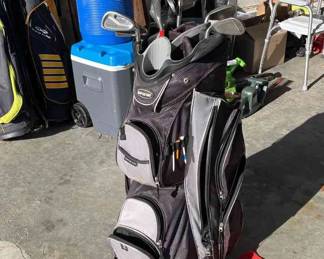 Maples Bay Bag and Golf Clubs