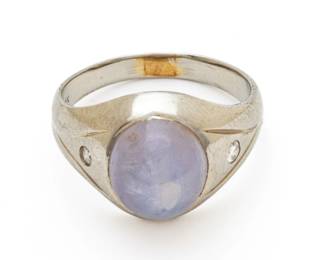 Cabochon Star Sapphire, 18kt White Gold Ring, 7g Size: 7.5