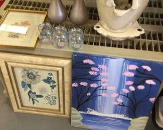 Pretty Decor With An Opalescent Flair