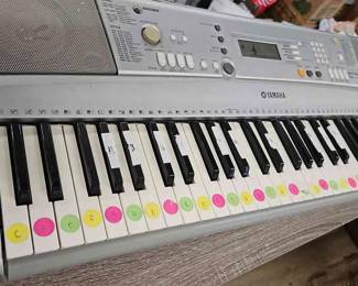 Yamaha Portatone Electronic Keyboard