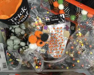 New Halloween Craft Lot