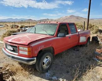 #126 • 1995 Chevy 3500
