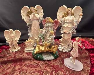 Lot Of Beautiful Angels