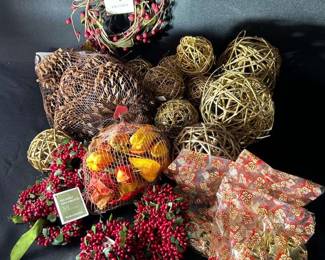 Great Lot Of brandnew Seasons Decorations