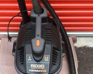 RIDGID 4 Gallon Portable Vacuum Cleaner