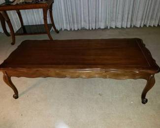 #10080 • Wooden coffee Table
