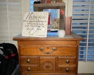 #11022 • America’s Cabin Lexington Dresser with Home Decor
